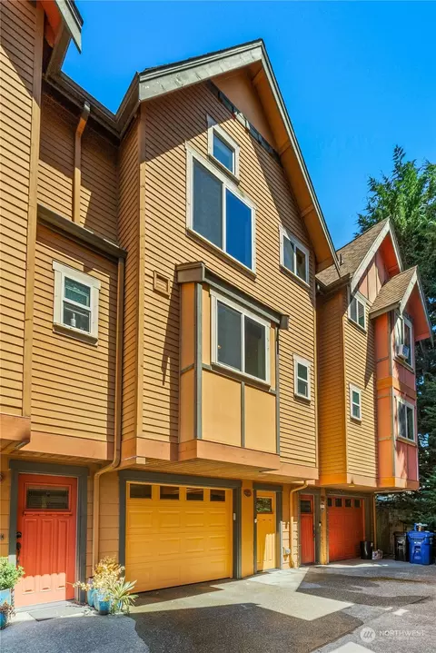 2318 N 113th Pl #B, Seattle, WA 98133