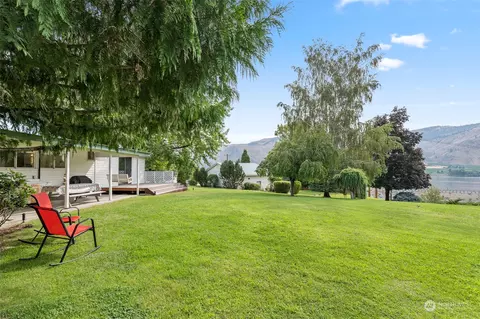 2727 Entiat Way, Entiat, WA 98822