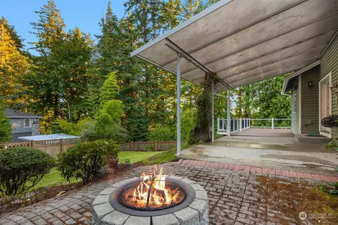 Exterior - 10323 NE 194th St, Bothell, WA 98011 photo 6 of 6
