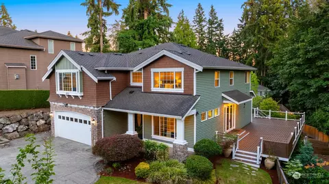 Exterior - 10323 NE 194th St, Bothell, WA 98011 photo 2 of 6