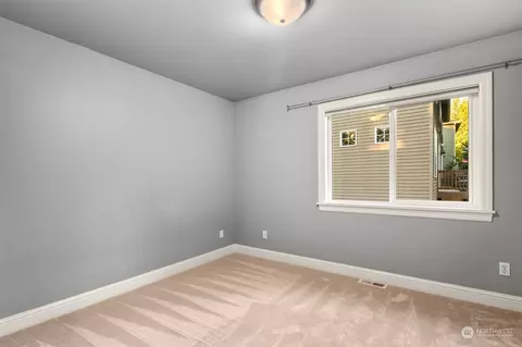 Bedroom - 10323 NE 194th St, Bothell, WA 98011 photo 5 of 5