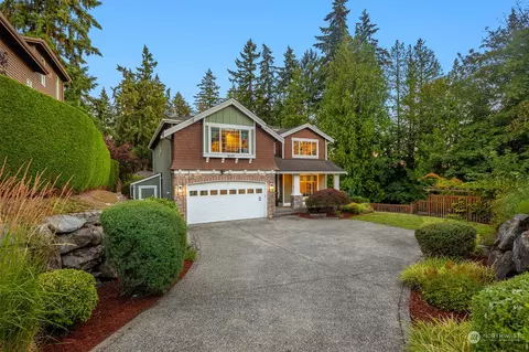 Exterior - 10323 NE 194th St, Bothell, WA 98011 photo 3 of 6