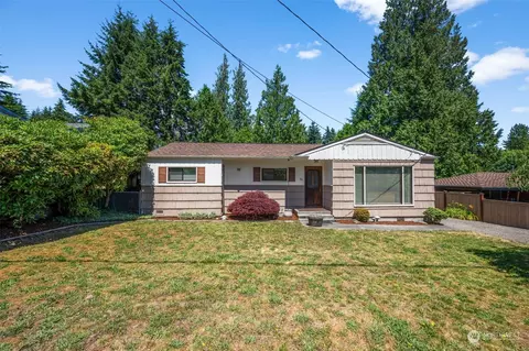 111 74th St SE, Everett, WA 98203