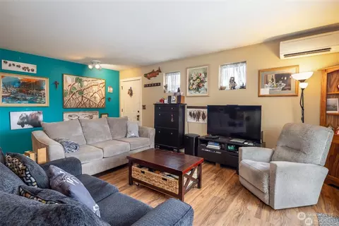 Living - 328 Pacific Loop, Kittitas, WA 98934 photo 2 of 3