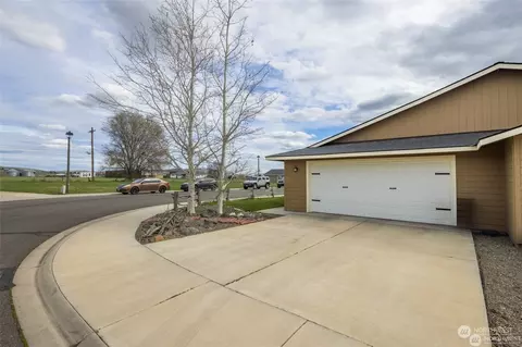 328 Pacific Loop, Kittitas, WA 98934