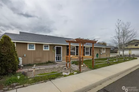 Exterior - 328 Pacific Loop, Kittitas, WA 98934 photo 5 of 5