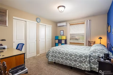 Bedroom - 328 Pacific Loop, Kittitas, WA 98934 photo 3 of 3