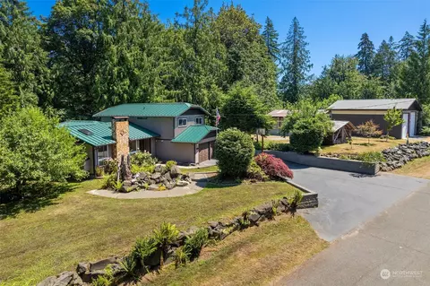7910 Holiday Valley Ct NW, Olympia, WA 98502