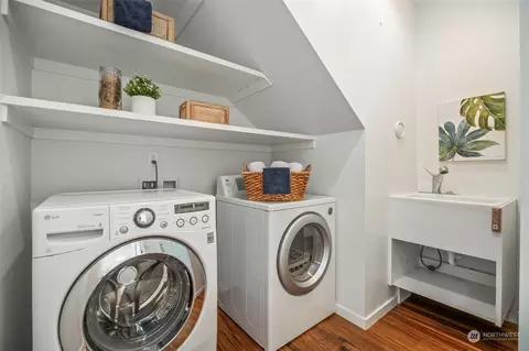4322 Eastern Ave N, Seattle, WA 98103 photo 29