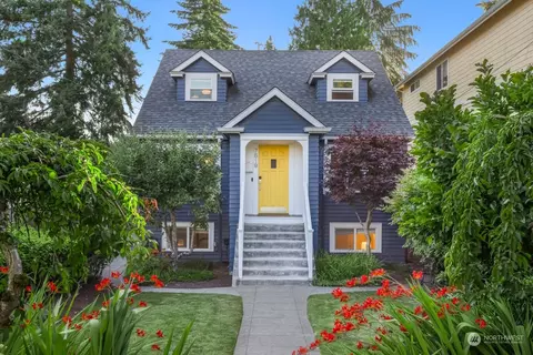 7519 45th Ave NE, Seattle, WA 98115