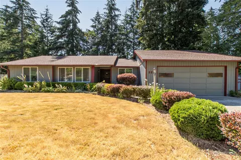 2211 Monique Ct SE, Lacey, WA 98503