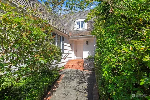 1111 Rucker Ave, Everett, WA 98201