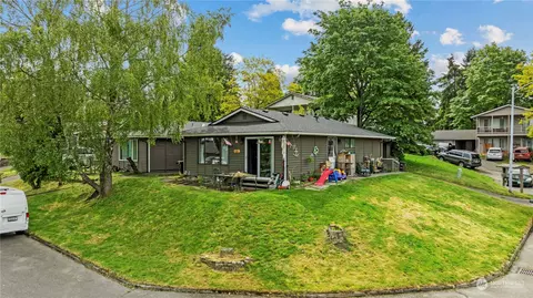 318 Bedrock Dr, Everett, WA 98203
