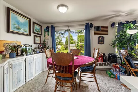 318 Bedrock Dr, Everett, WA 98203 photo 8