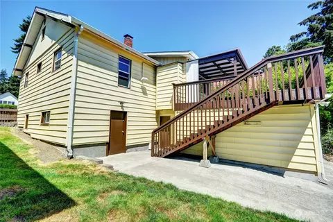 1113 E Marine View Dr, Everett, WA 98201 photo 23