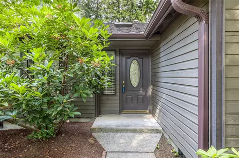 8707 Burns Dr SW, Olympia, WA 98512
