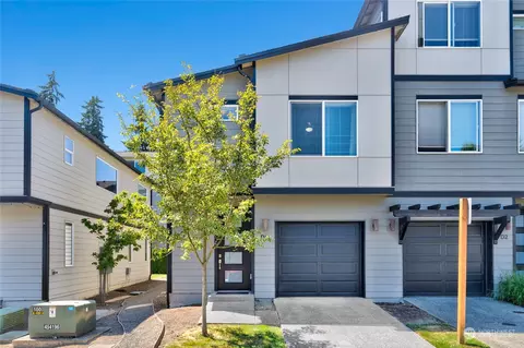 3230 148th St SW #D1, Lynnwood, WA 98087