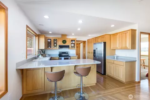 Kitchen - 70 Sunset View Ln, Sequim, WA 98382 photo 1 of 2