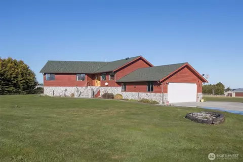 70 Sunset View Ln, Sequim, WA 98382