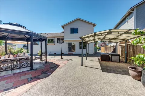 Exterior - 14515 49th Dr SE, Everett, WA 98208 photo 6 of 11