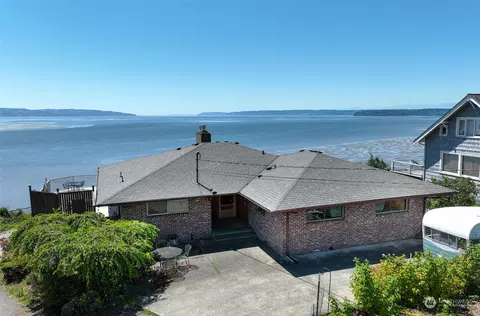 404 39th St NW, Tulalip, WA 98271