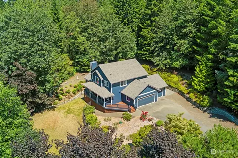 27323 Balmoral Pl NE, Kingston, WA 98346