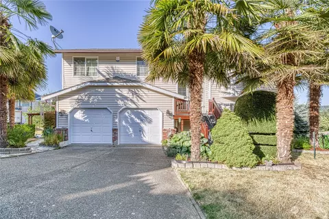3248 NE Charity Ct, Bremerton, WA 98311