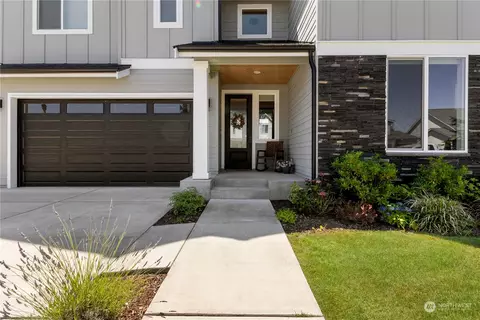 Exterior - 2764 Terry Ct, Enumclaw, WA 98022 photo 3 of 7