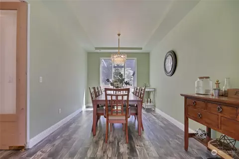 Dining - 1208 Daffodil Ave NE, Orting, WA 98360 photo 1 of 2