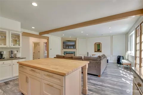 Kitchen - 1208 Daffodil Ave NE, Orting, WA 98360 photo 4 of 4