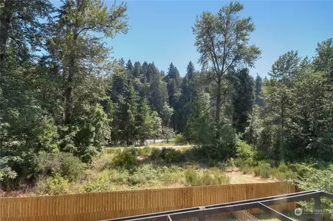 Exterior - 1208 Daffodil Ave NE, Orting, WA 98360 photo 3 of 7