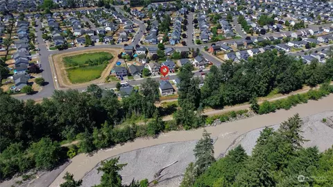 View/Area - 1208 Daffodil Ave NE, Orting, WA 98360 photo 1 of 2