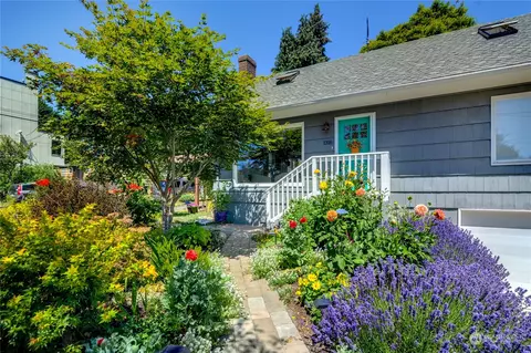 1316 NW 70th St, Seattle, WA 98117