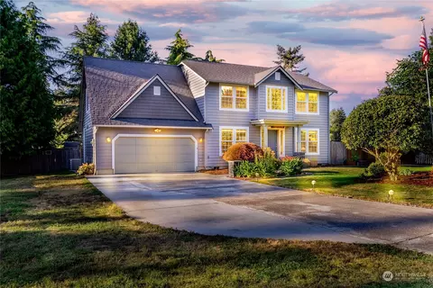 2303 Shepard St, Steilacoom, WA 98388