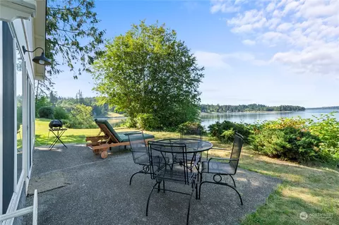 Exterior - 407 E Benson Loop Rd, Shelton, WA 98584 photo 2 of 4