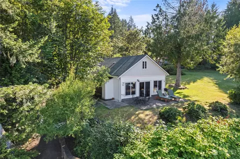 Exterior - 407 E Benson Loop Rd, Shelton, WA 98584 photo 4 of 4