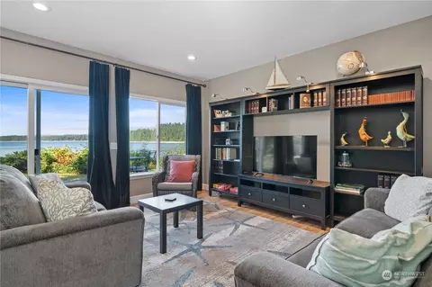 Living - 407 E Benson Loop Rd, Shelton, WA 98584 photo 1 of 7