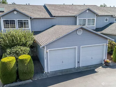 11105 63rd St E, Puyallup, WA 98372