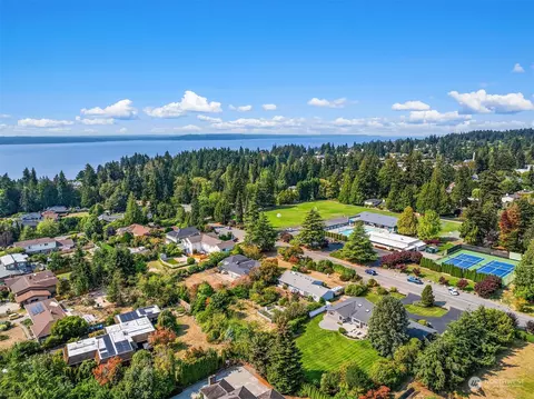 1405 NW 188th St, Shoreline, WA 98177