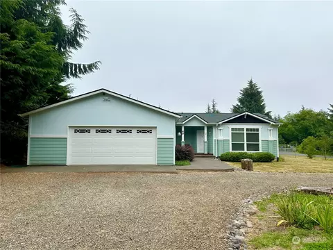 49 Etta Pl, Hoquiam, WA 98550