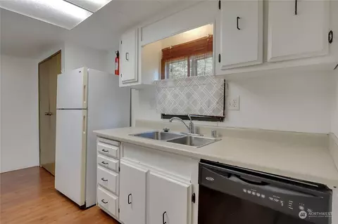 13105 224th Ave E, Bonney Lake, WA 98391 photo 17