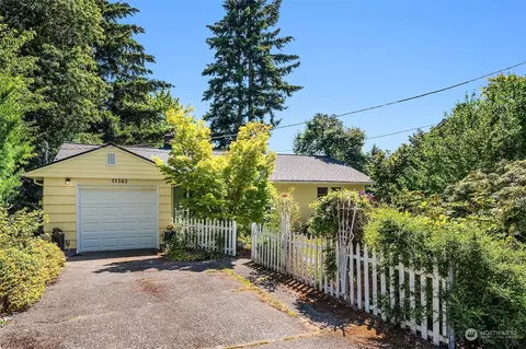 11542 1st Ave NE, Seattle, WA 98125