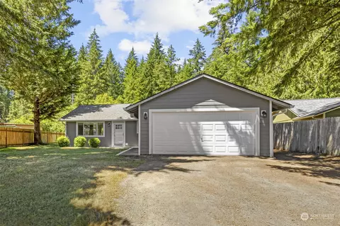 270 NE Schooner Loop, Belfair, WA 98528