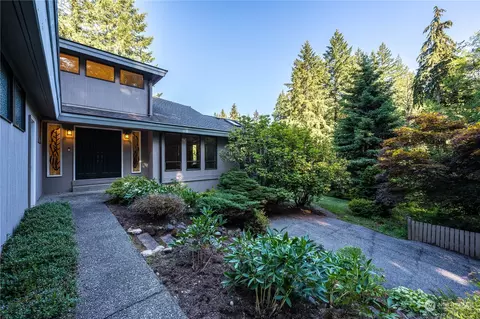 18206 240th Ave NE, Woodinville, WA 98077
