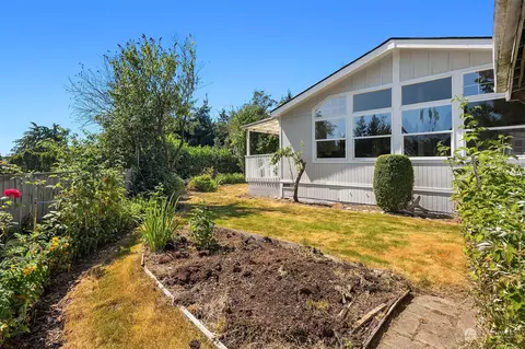 12609 NE Hollyhills Dr, Bothell, WA 98011 photo 23