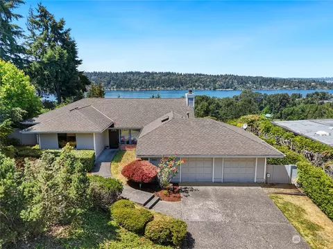 4625 116th Ave SE, Bellevue, WA 98006