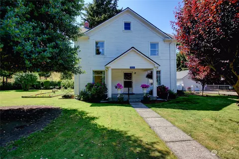 525 S Norris St, Burlington, WA 98233