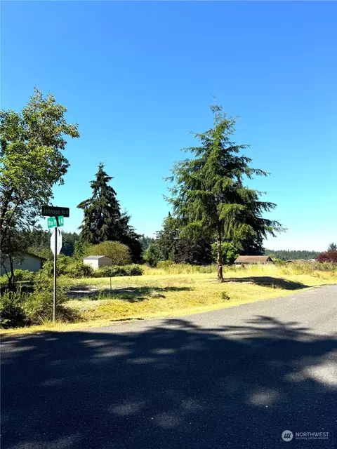 9206 Otso Point Rd, Anderson Island, WA 98303