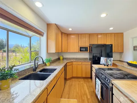 131 Booth Ln, Sequim, WA 98382 photo 12