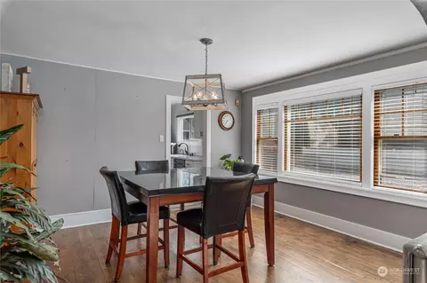 Dining - 3907 128th St E, Tacoma, WA 98446 photo 2 of 3
